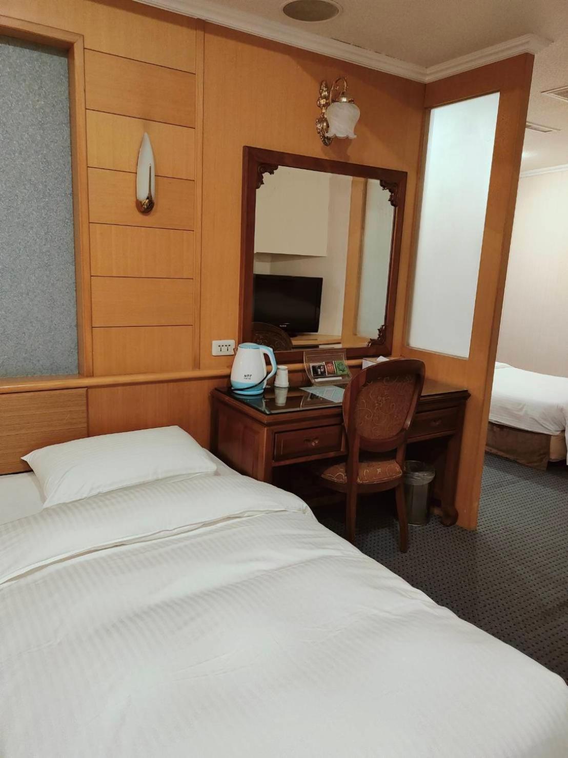 Champion Hotel Тайбей Екстер'єр фото