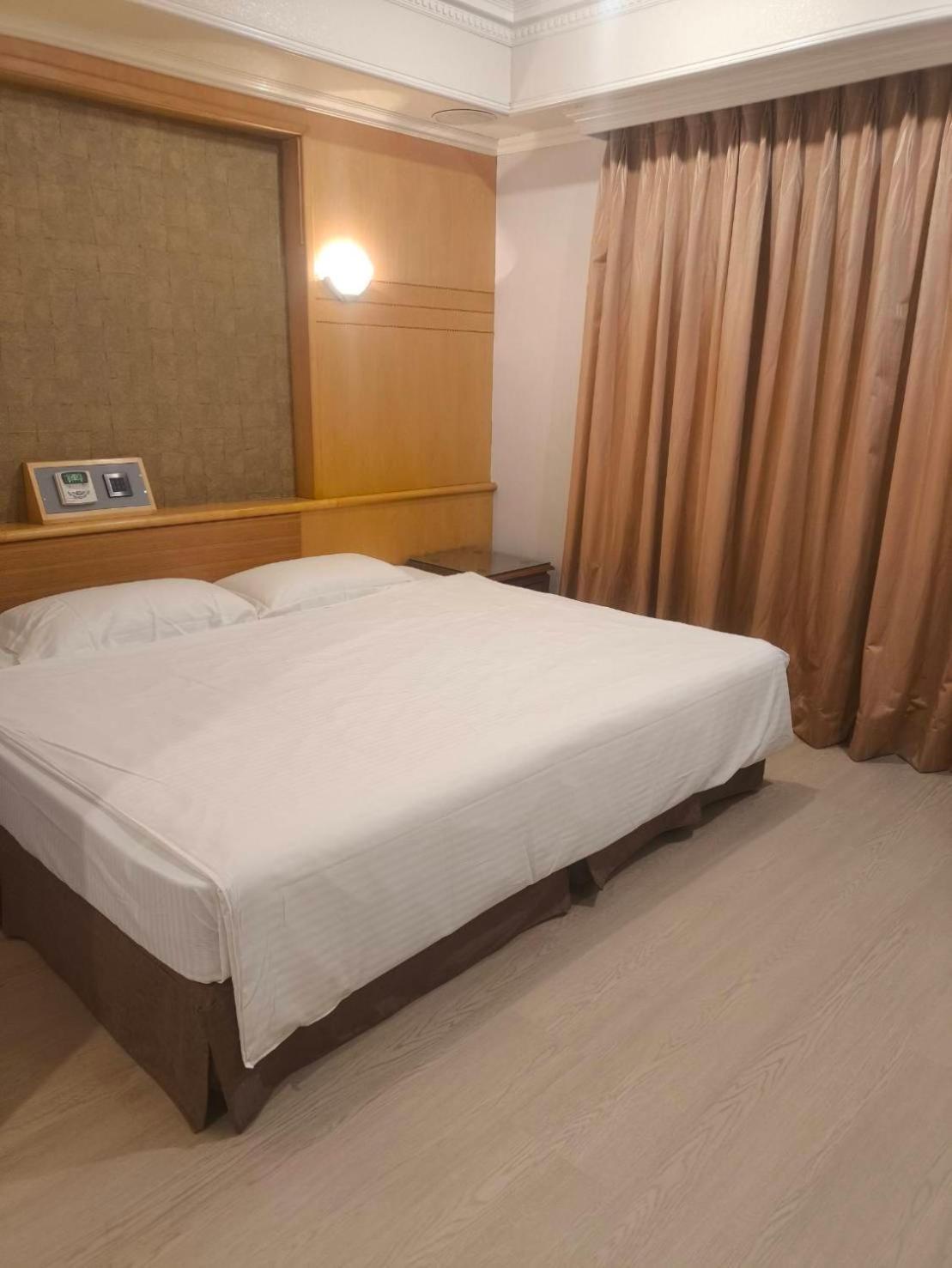 Champion Hotel Тайбей Екстер'єр фото