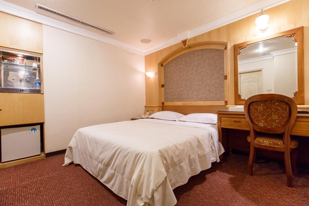 Champion Hotel Тайбей Екстер'єр фото
